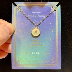 Gold Pisces Pendant Necklace